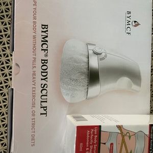 Body sculpt with slimming cream